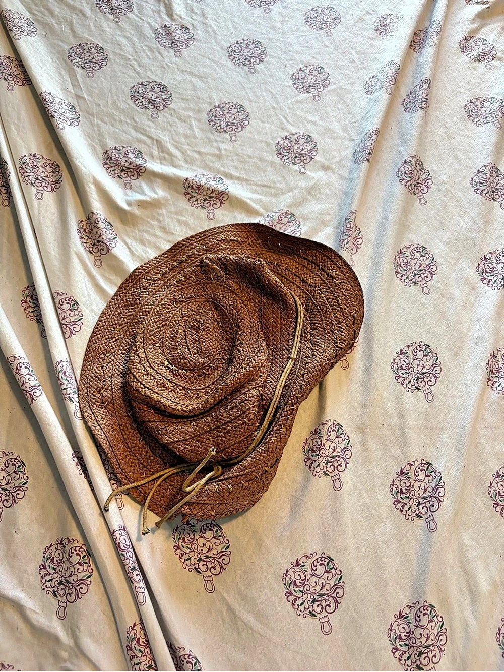 Roxy Tomboy Straw Hat Woven Sun Hat in Brown